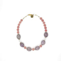Collar Madreperla – TideStone, collar artesanal de grandes óvalos de amatista lila y cuarzo rosa hecho a mano en España