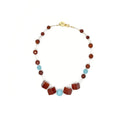 Collar Ancla – TideStone, collar artesanal de cornalina cúbica y calcedonia azul hecho a mano en España