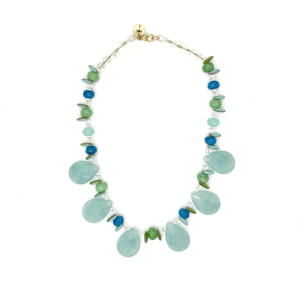 Collar Aguaverde – TideStone, collar artesanal de calcedonia verde agua en lágrima hecho a mano en España