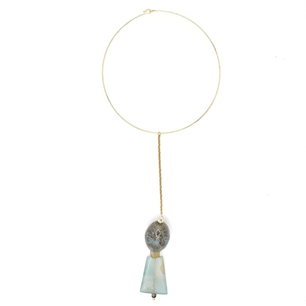Collar Colgante Océano de cerámica y ágata teñida en azul, hecho a mano – TideStone