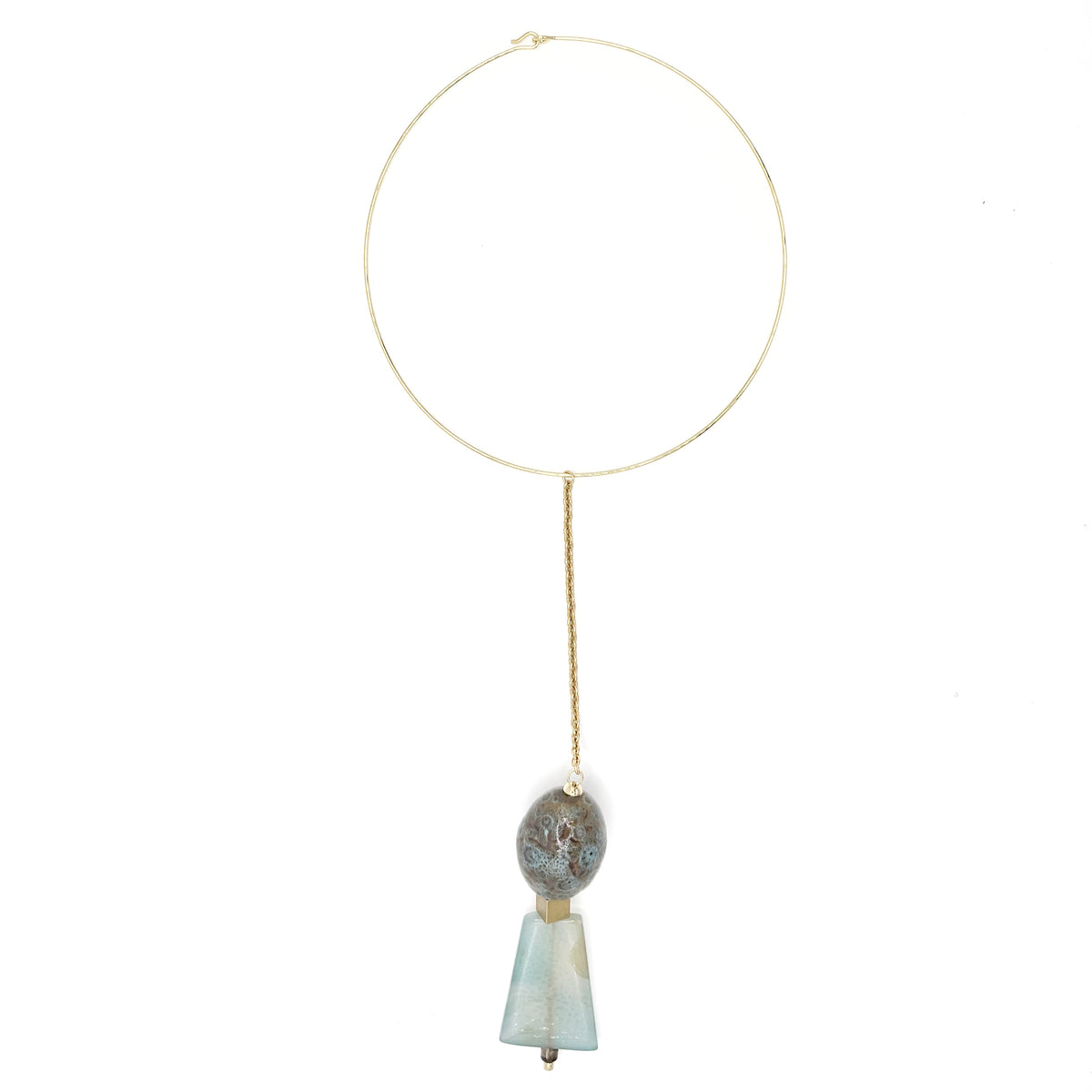 Collar Colgante Océano de cerámica y ágata teñida en azul, hecho a mano – TideStone