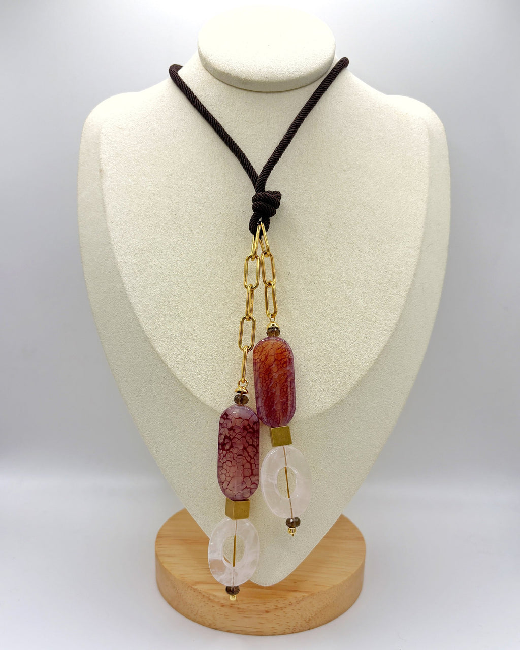 Collar Largo Lariat Malva de ágata teñida lila y cuarzo rosa en busto – TideStone