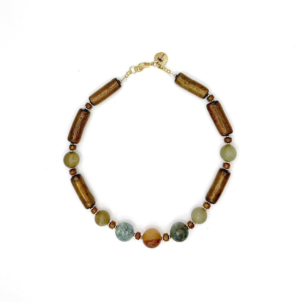 Collar Manglares de jade y coral bambú teñido, hecho a mano – TideStone