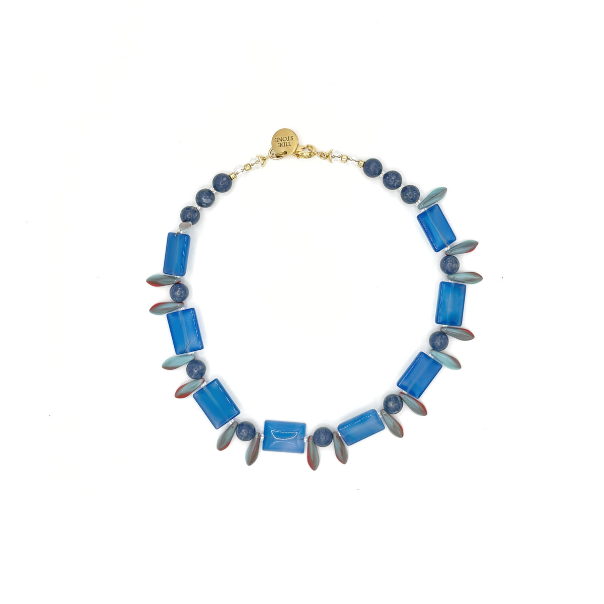 Collar Profundo de ágata teñida en azul y sodalita, hecho a mano – TideStone